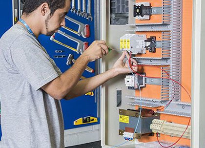 montagem-de-paineis-eletricos